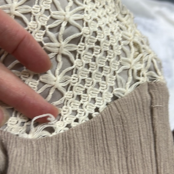 Beautiful tan and beige asymmetrical dress tank top - Picture 6 of 7